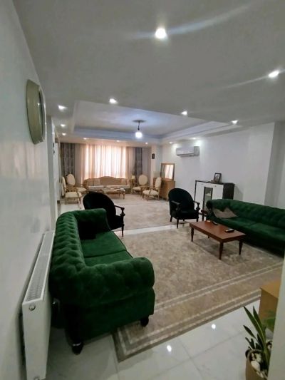 آپارتمان 140 متری سه خوابه در بلوار زرافشان اسلام شهر