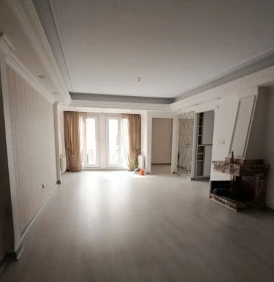 آپارتمان 118 متری سه خوابه در مهران تهران