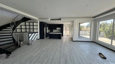 ویلا 1000 متری سه خوابه در چهارباغ کرج