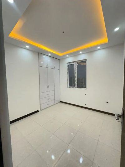 آپارتمان 87 متری دو خوابه در فاز 4 پرند