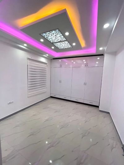 آپارتمان 103 متری دو خوابه در فاز 6 پرند