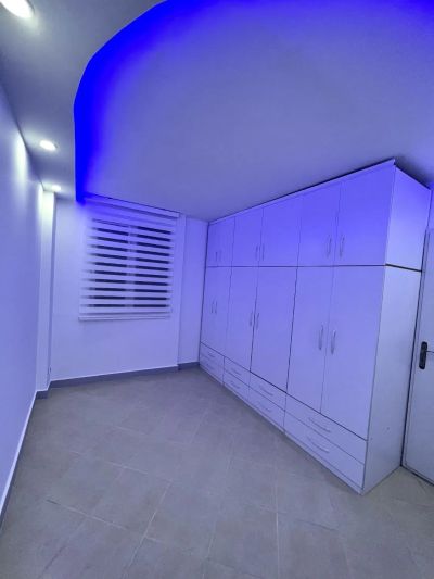 آپارتمان 102 متری دو خوابه در فاز 6 پرند