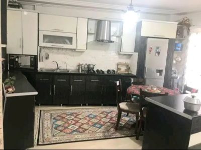 آپارتمان 95 متری دو خوابه در بلوار احمد زاده رشت