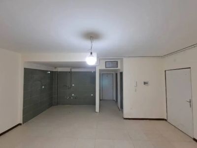 آپارتمان 84 متری دو خوابه در فاز 2 پرند