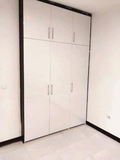 آپارتمان 83 متری دو خوابه در فاز 6 پرند