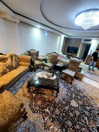 آپارتمان 127 متری سه خوابه در پونک تهران