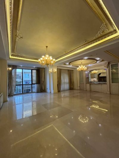 آپارتمان 246 متری چهارخوابه در اباذر منطقه 5 تهران