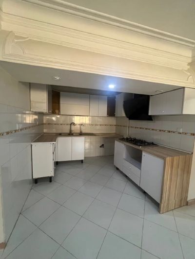 آپارتمان 85 متری دو خوابه در گلباغ نماز رشت