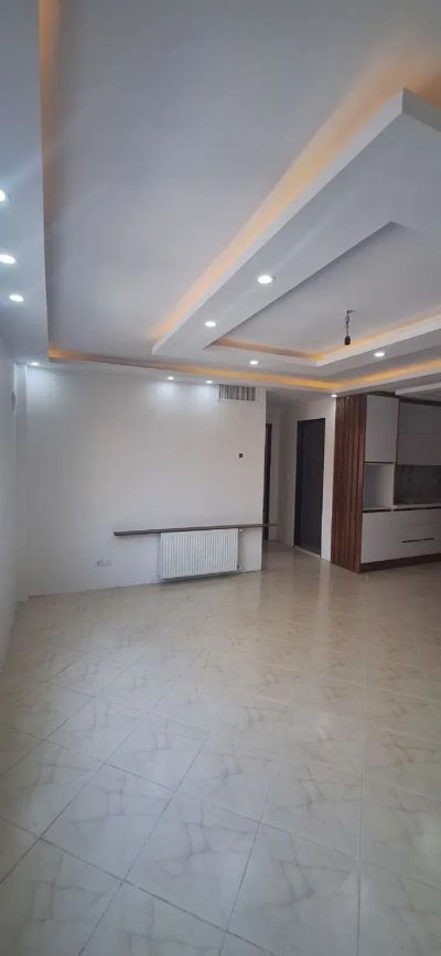 آپارتمان 83 متری یک خوابه در فاز 6 پرند