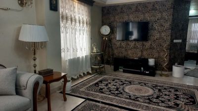 آپارتمان 102 متری دو خوابه در رادیو دریا چالوس
