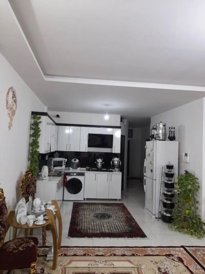 آپارتمان 95 متری دو خوابه در خیابان نسترن مشهد