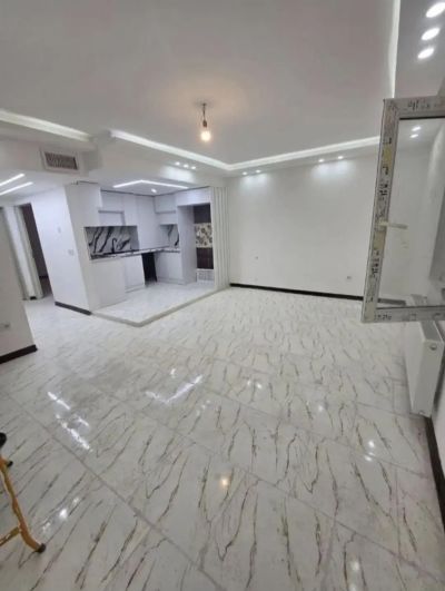 آپارتمان 84 متری دو خوابه در فاز 2 پرند