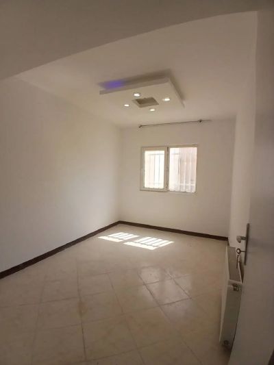 آپارتمان 84 متری دو خوابه در فاز 2 پرند