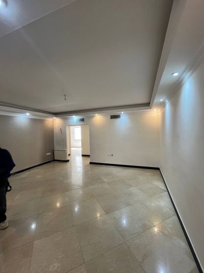 آپارتمان 86 متری دو خوابه در بلوار فردوس تهران