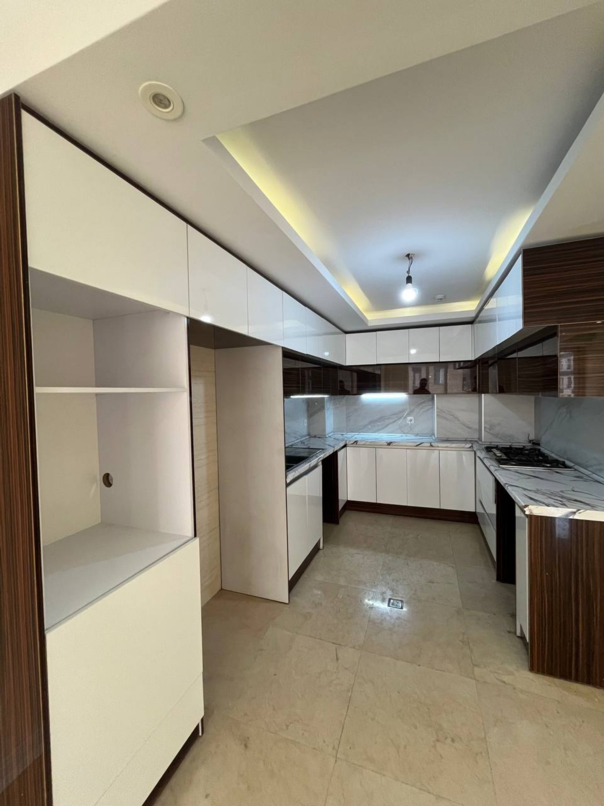 آپارتمان 83 متری دو خوابه در مرزداران تهران 4