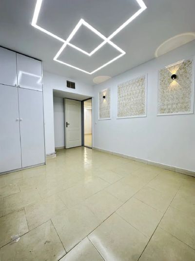 آپارتمان 94 متری دو خوابه در فاز 6 پرند