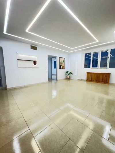 آپارتمان 94 متری دو خوابه در فاز 6 پرند