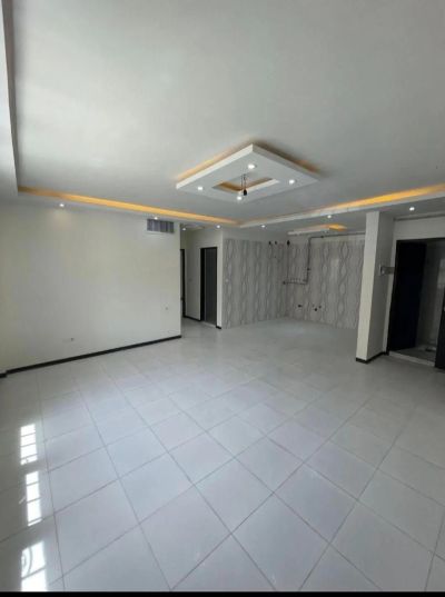 آپارتمان 83 متری دو خوابه در فاز 6 پرند