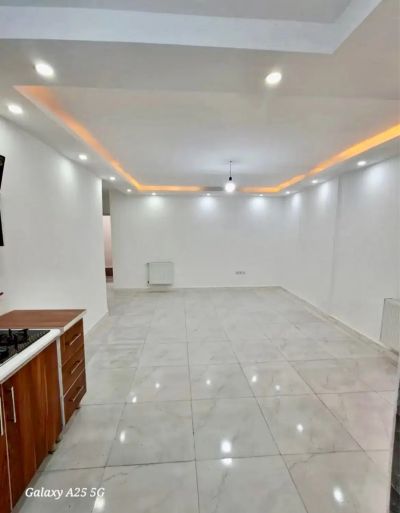 آپارتمان 85 متری دو خوابه در باهنر رشت