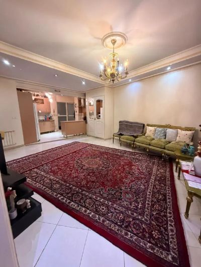 آپارتمان 75 متری دو خوابه در شهرک هما تهران
