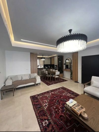 آپارتمان 90 متری دو خوابه در پونک تهران