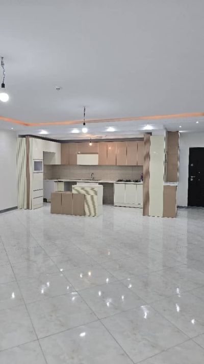 آپارتمان 137 متری سه خوابه در فاز 2 اندیشه