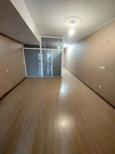 اداری 160 متری چهارخوابه در پونک تهران