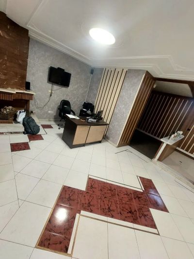 اداری 100 متری سه خوابه در جنت آباد مرکزی تهران