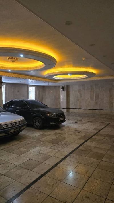 آپارتمان 137 متری سه خوابه در فاز 2 اندیشه