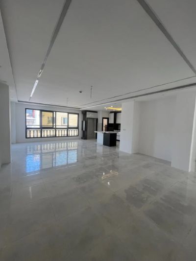 آپارتمان 137 متری سه خوابه در معلم رشت
