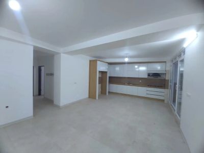آپارتمان 110 متری دو خوابه در پل هوایی قائم شهر