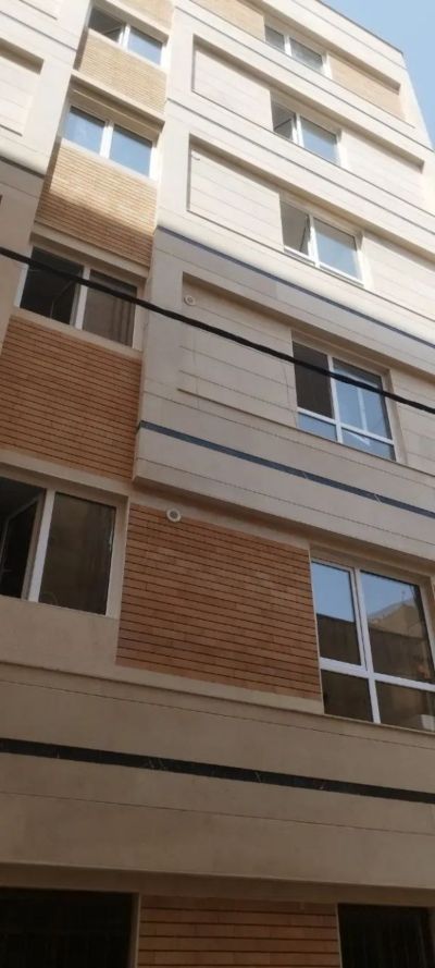 آپارتمان 82 متری دو خوابه در شادآباد تهران