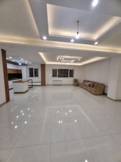 آپارتمان 160 متری سه خوابه در معلم رشت