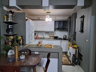 آپارتمان 78 متری دو خوابه در گلبهار