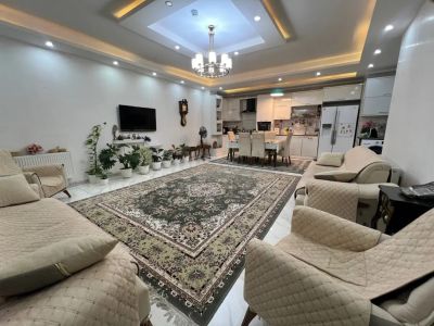 آپارتمان 105 متری دو خوابه در معلم رشت