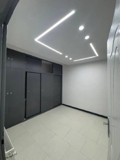 آپارتمان 84 متری دو خوابه در فاز 2 پرند