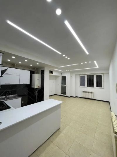 آپارتمان 84 متری دو خوابه در فاز 2 پرند