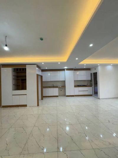 آپارتمان 155 متری سه خوابه در معلم رشت