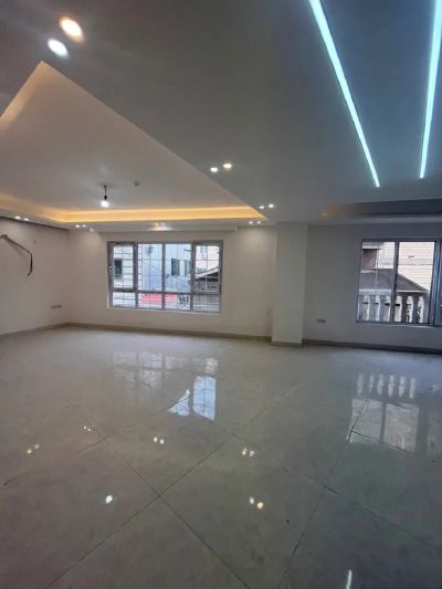آپارتمان 105 متری دو خوابه در معلم رشت