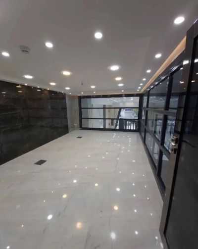 تجاری 290 متری در ابن سینا اصفهان
