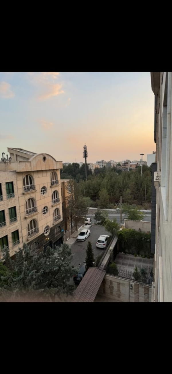 آپارتمان 112 متری دو خوابه در سعادت آباد تهران