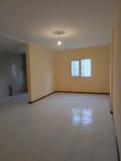 آپارتمان 84 متری دو خوابه در فاز 2 پرند
