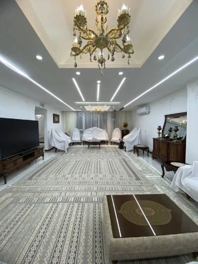 آپارتمان 155 متری سه خوابه در فرمانداری نهاوند