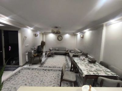 آپارتمان 81 متری دو خوابه در حشمتیه تهران