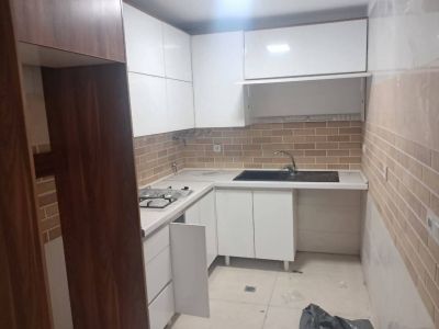 کارگاه 95 متری در شادآباد تهران
