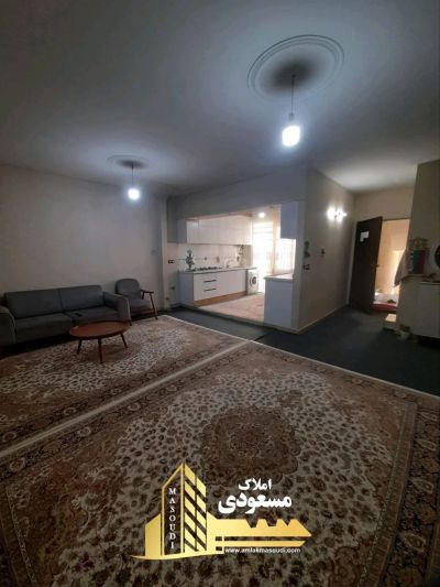 آپارتمان 85 متری دو خوابه در امیریه شهریار
