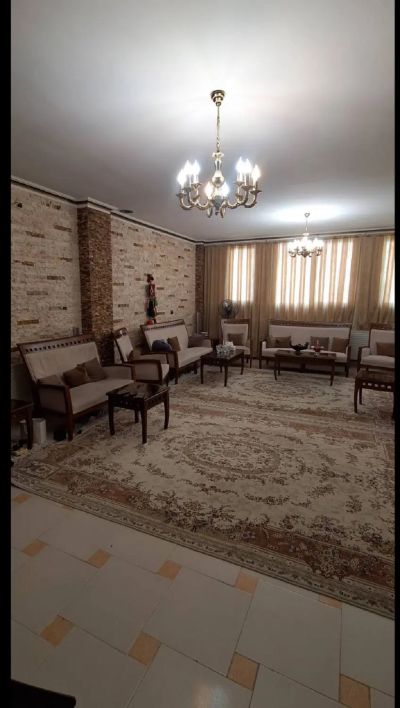 خانه 225 متری سه خوابه در فاز 2 پرند