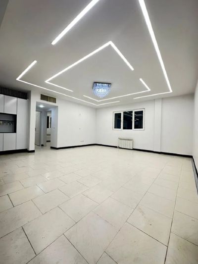 آپارتمان 95 متری دو خوابه در فاز 6 پرند