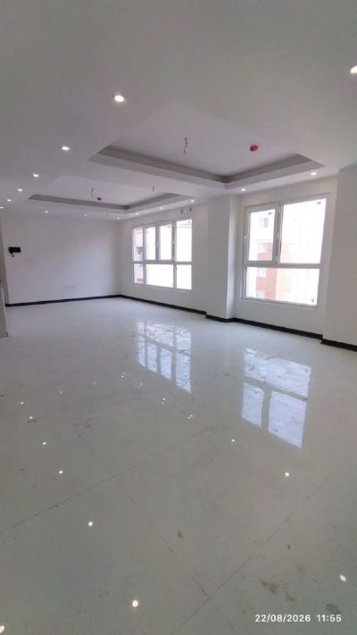 آپارتمان 106 متری دو خوابه در پیروزی تهران