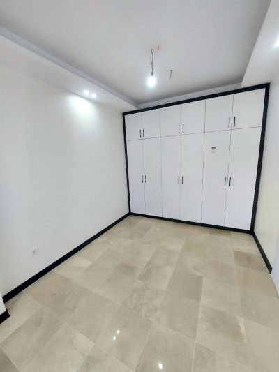 آپارتمان 94 متری دو خوابه در پونک تهران